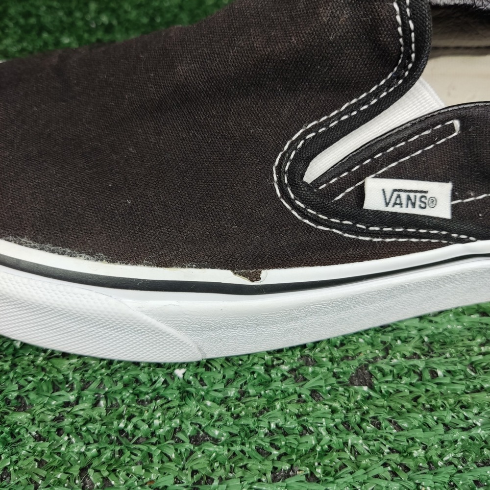 Vans Shoes Mens 9 Black Classic Slip-On Canvas Skate Sneakers 500714 Low Top - Picture 9 of 9